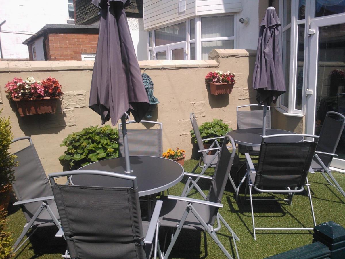Guest house Olivers Strickley Over 35 Years Only